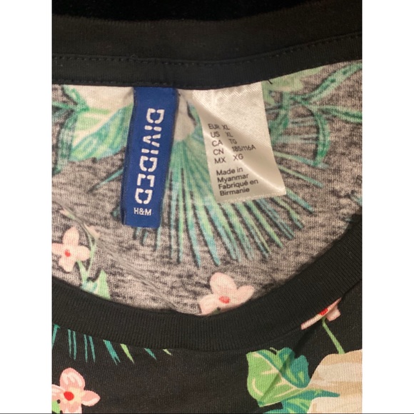 H&M Men’s Graphic Floral T-Shirt - Picture 3 of 3